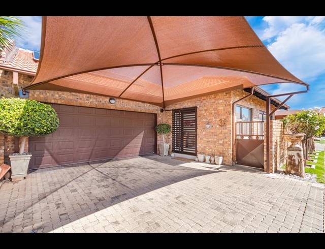 2 BEDROOM PROPERTY TO RENT IN SUNWARD PARK